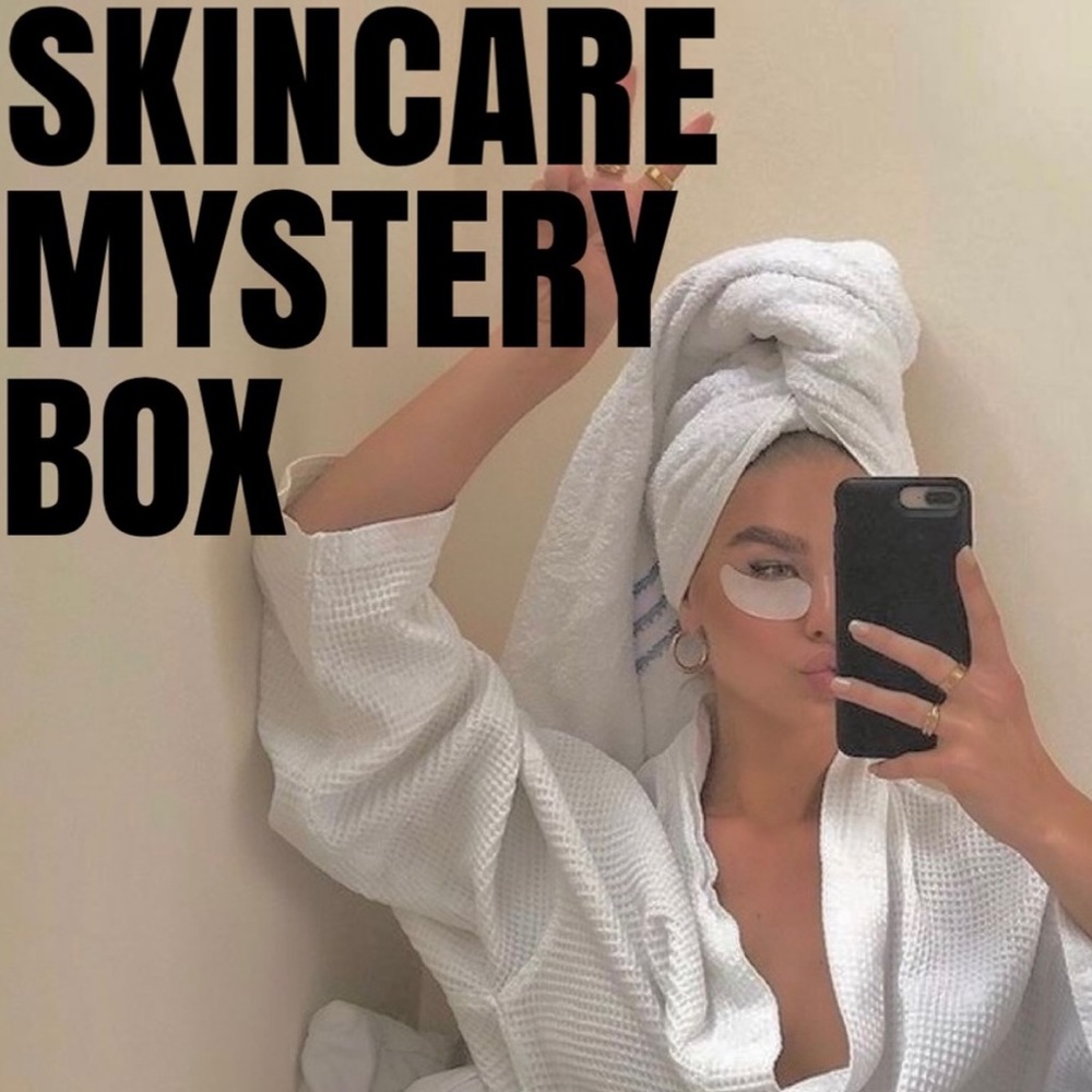 Skincare/ Beauty/ Wellness/ Beauty Mystery Box 💗💗